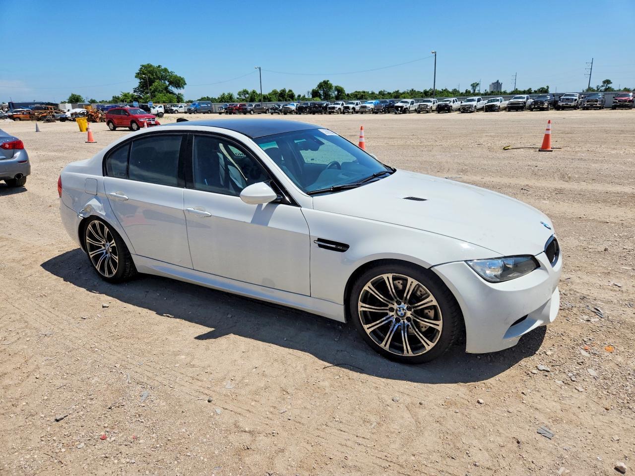 2011 BMW M3 - Image 4