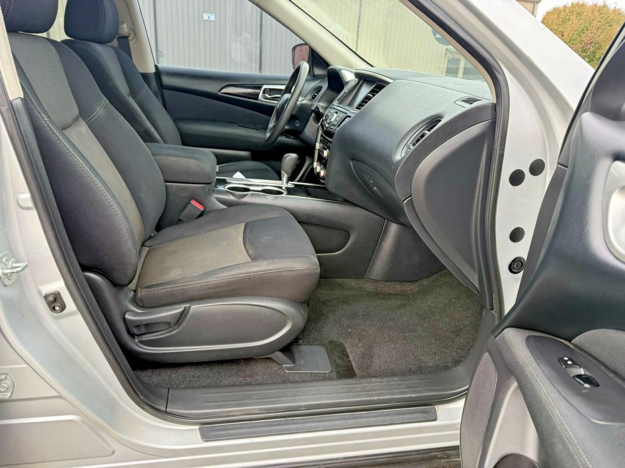 2017 Nissan Pathfinder S - Фото 5