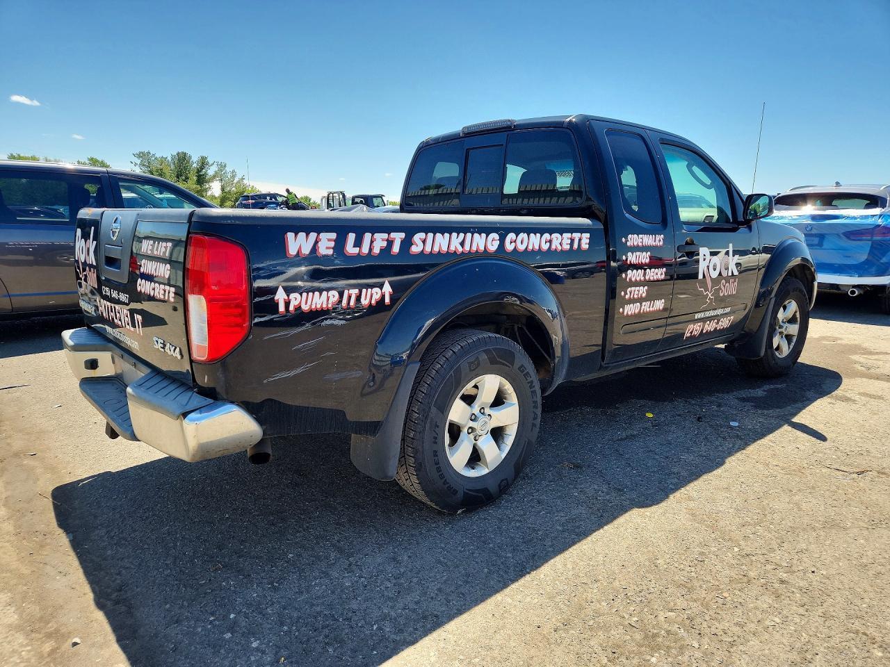 2010 Nissan Frontier Se V6 - Фото 3