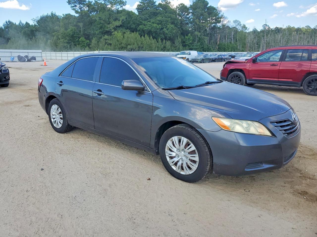 2007 Toyt Camry - Image 4