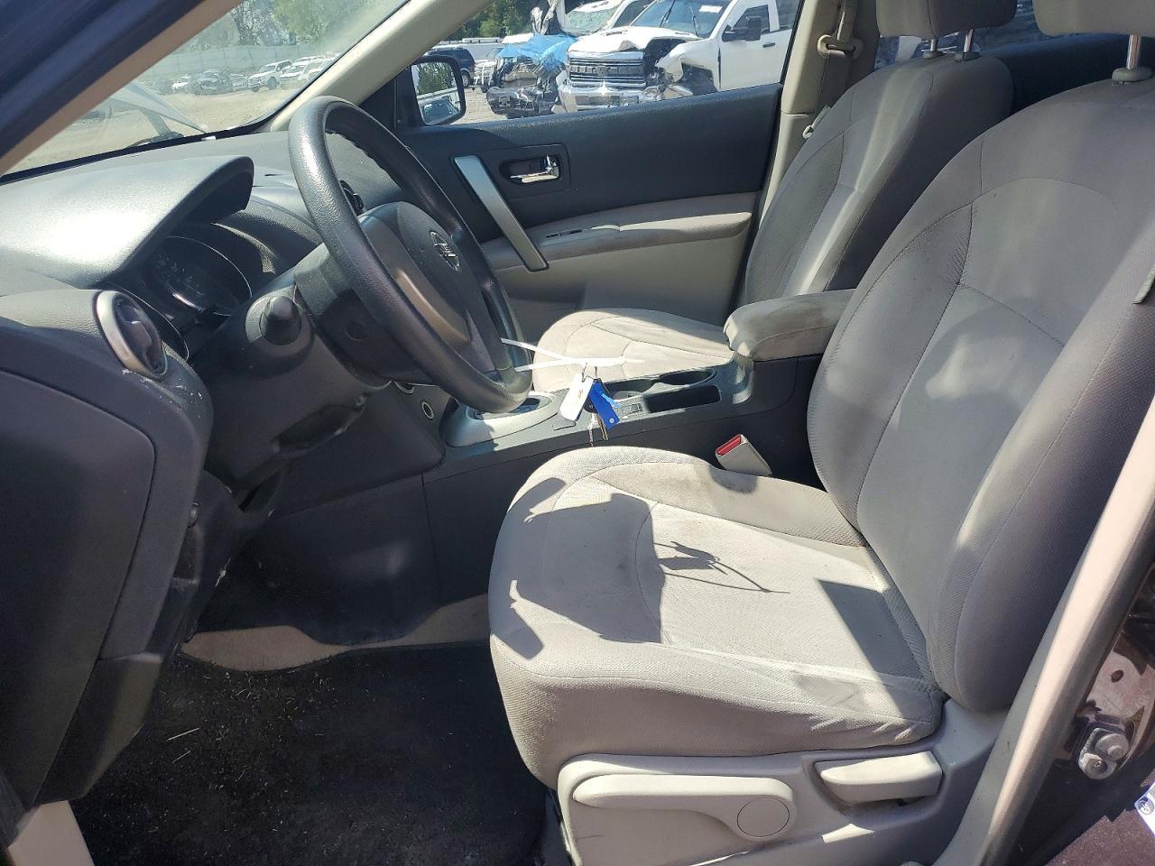 2014 Nissan Rogue Select S - Image 7
