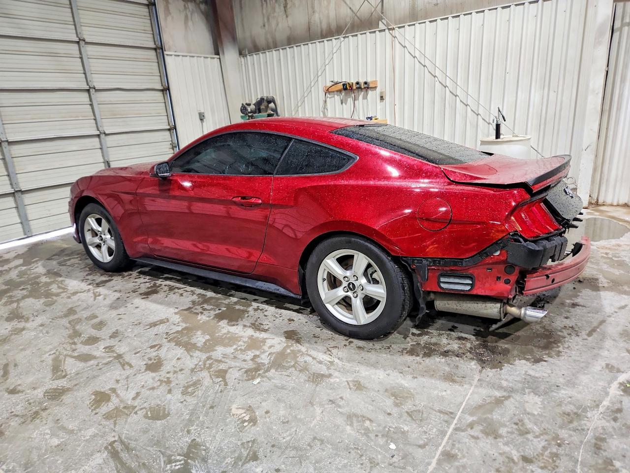 2018 Ford Mustang - Фото 2