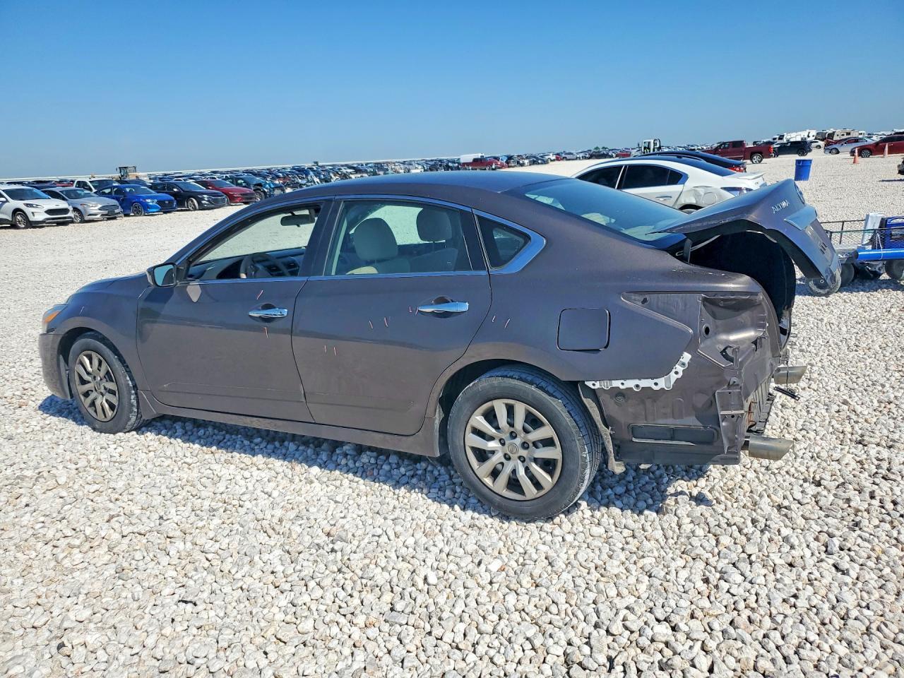 2015 Nissan Altima 2.5 S - Image 2