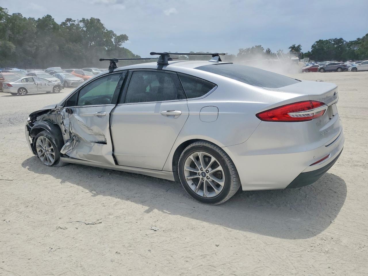 2019 Ford Fusion Se - Фото 2