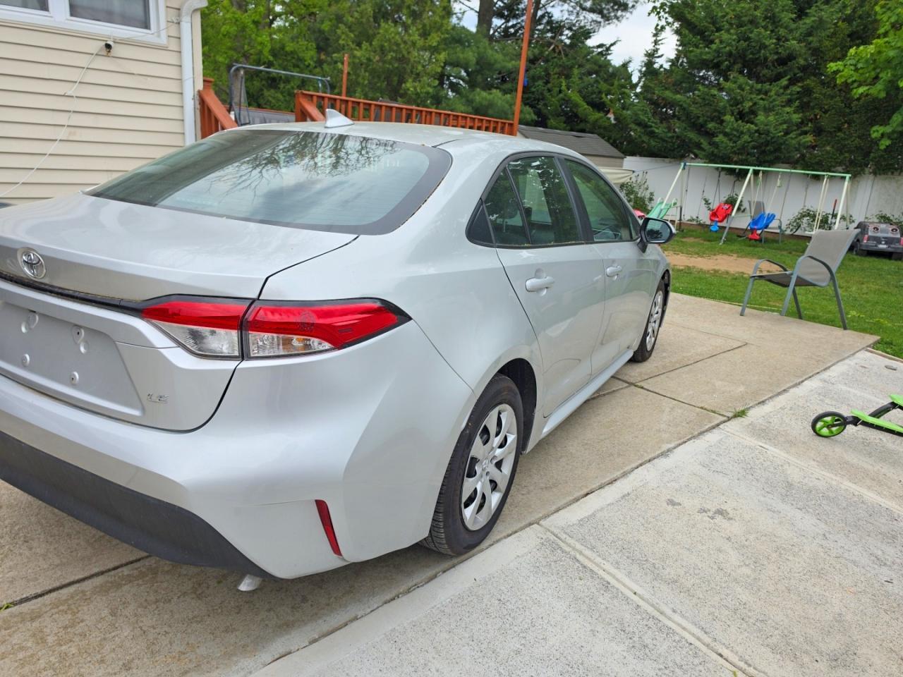 2025 Toyota Corolla Le - Image 4