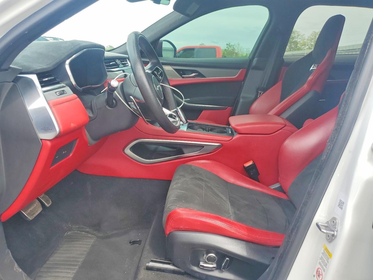 2022 Jaguar F-Pace Svr - Image 7