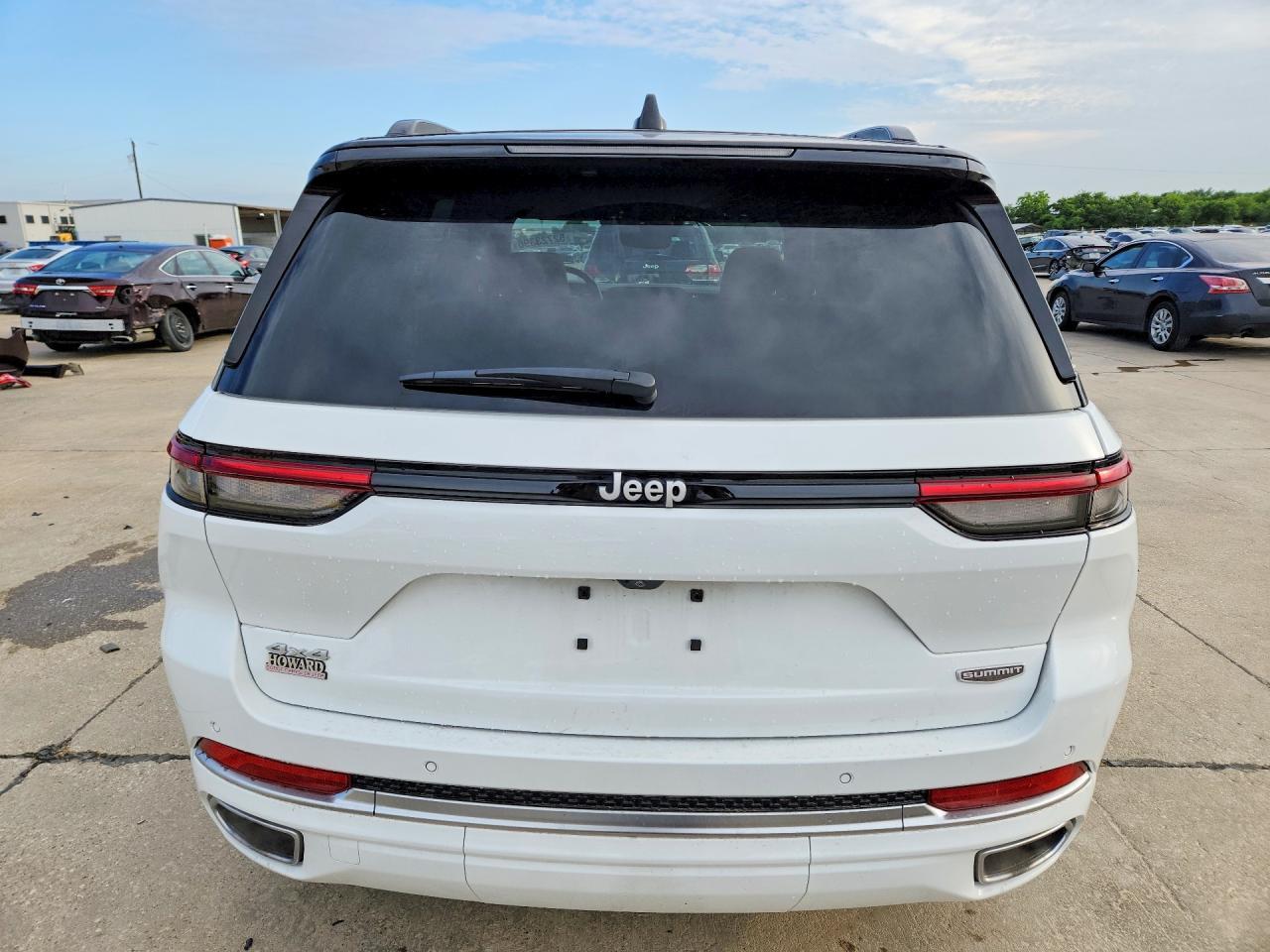 2025 Jeep Grand Cherokee Summit - Фото 6
