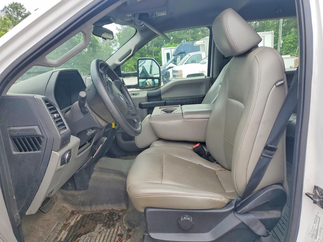 2021 Ford F450 Super Duty - Фото 7