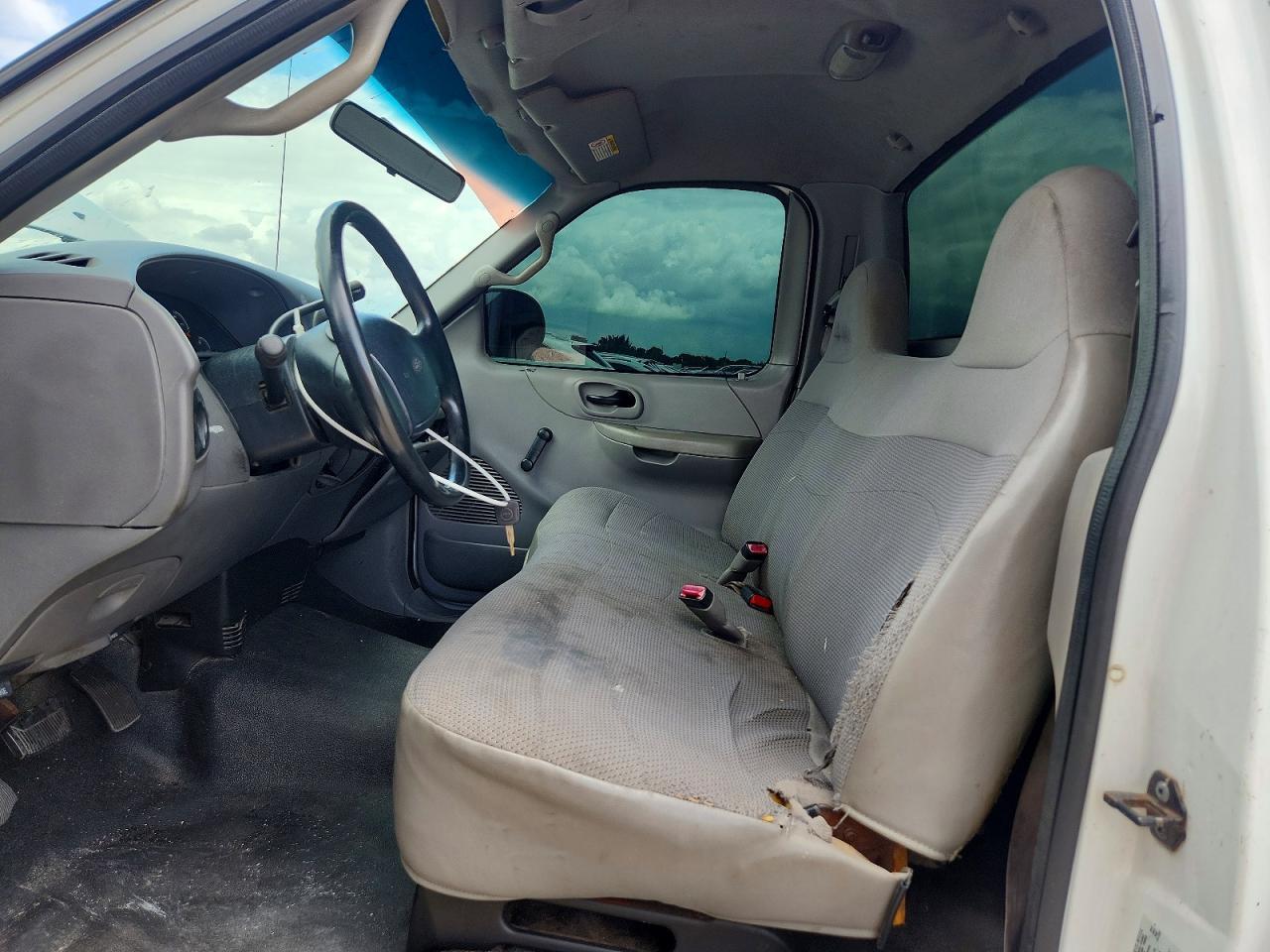 2000 Ford F150 - Фото 7