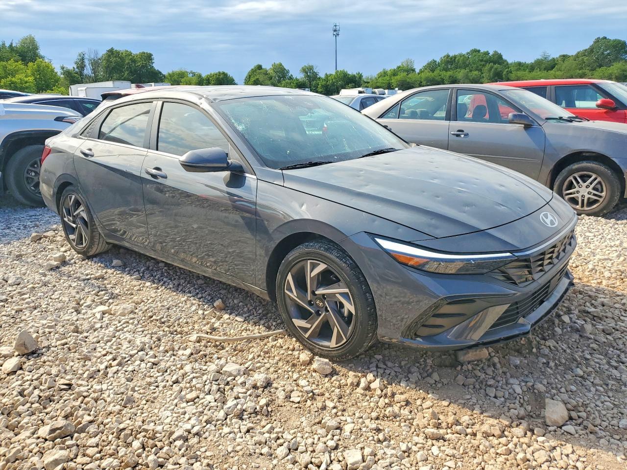 2026 Hyundai Elantra Limited - Фото 4