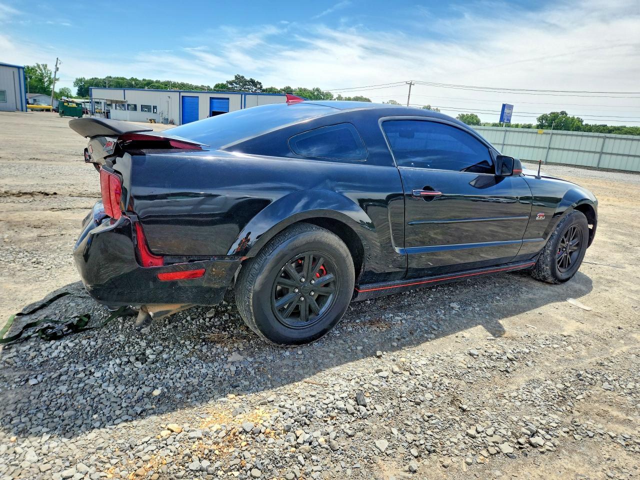 2008 Ford Mustang - Image 3