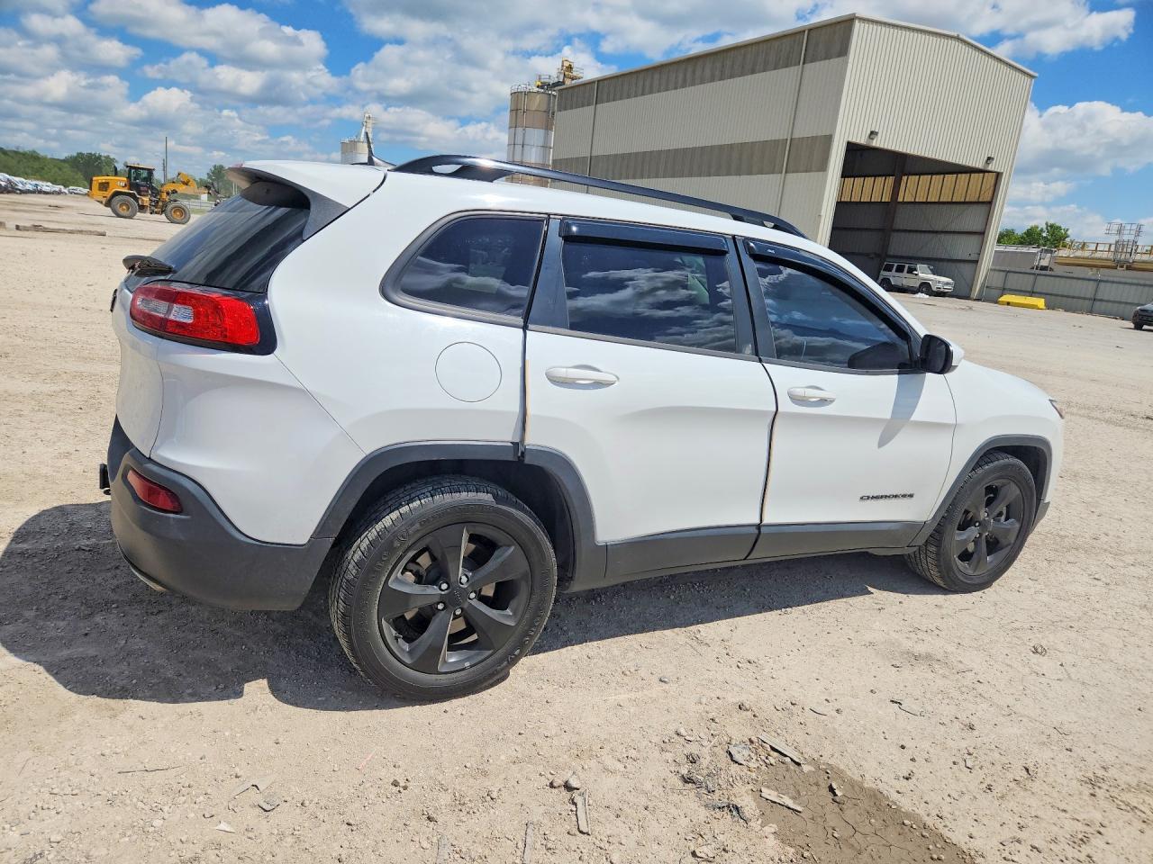 2016 Jeep Cherokee Latitude - Фото 3