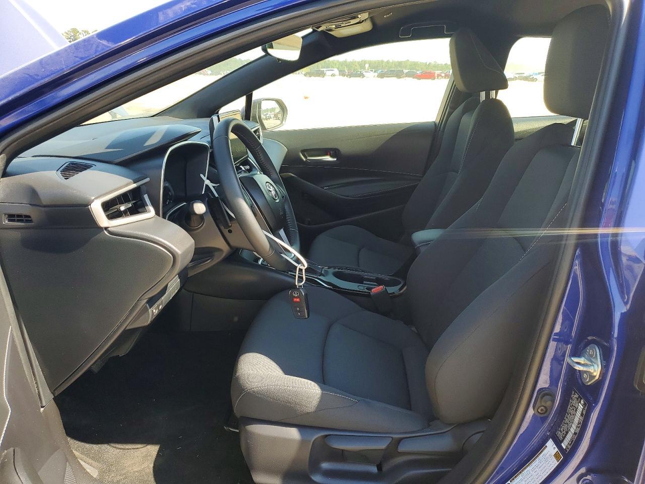 2025 Toyota Corolla Hatchback Se - Фото 7