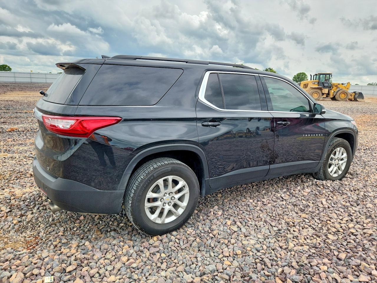2021 Chevrolet Traverse - Фото 3