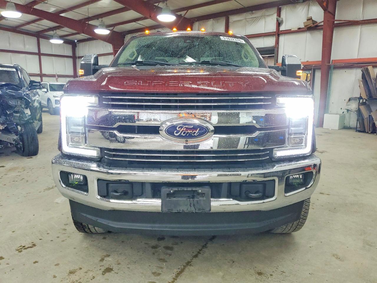 2017 Ford F250 Super Duty - Фото 5