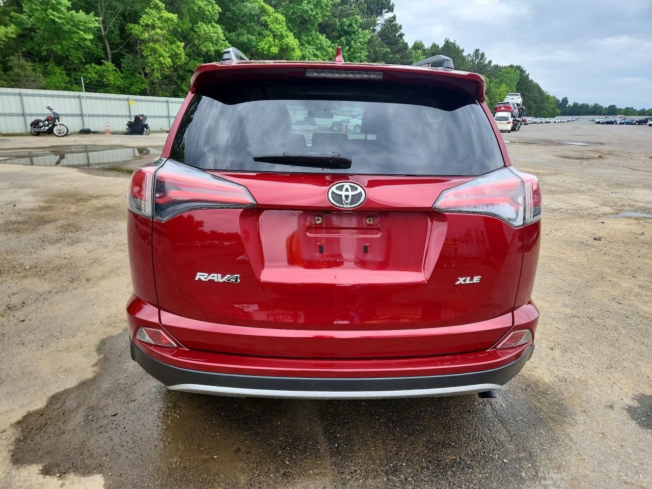 2018 Toyota Rav4 Xle - Image 6