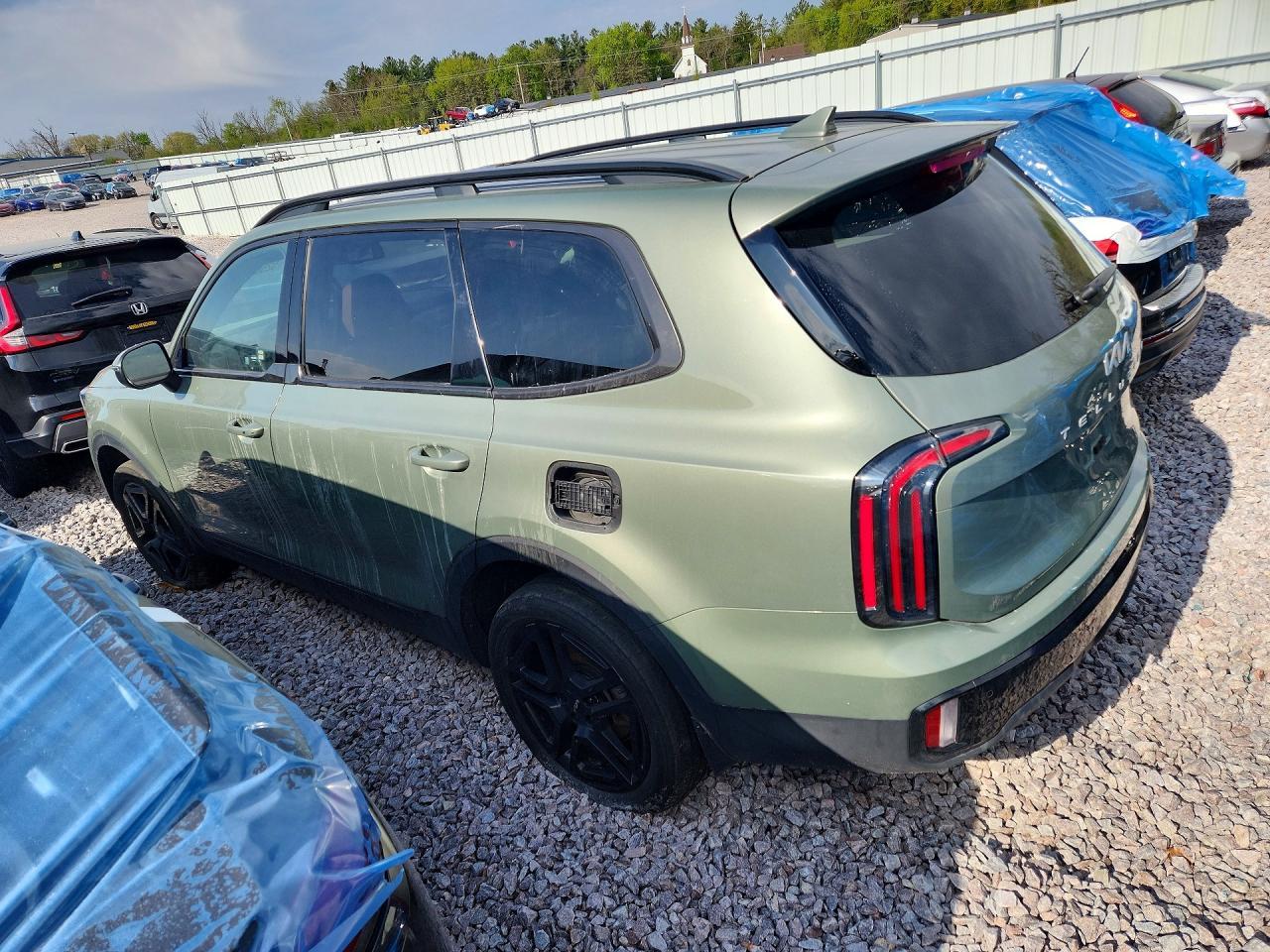 2024 Kia Telluride Ex X-Line - Image 2