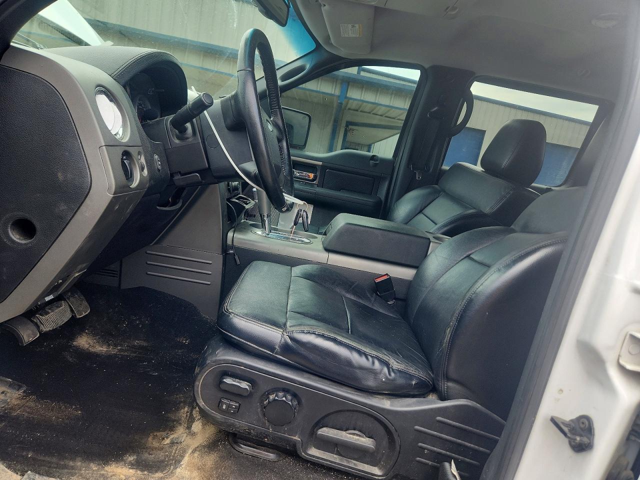 2008 Ford F150 Supercrew - Image 7
