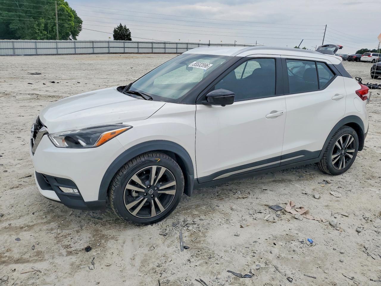 2018 Nissan Kicks Sr