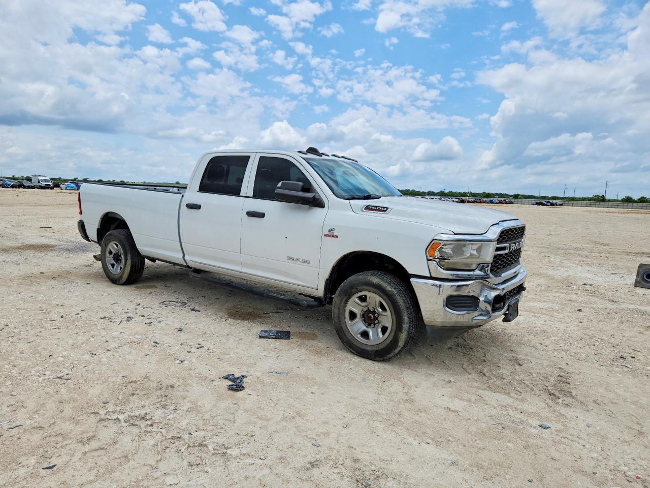 2020 Ram 3500 Tradesman - Фото 4