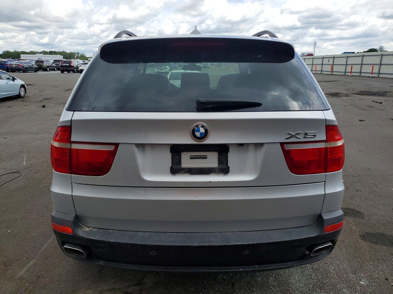 2008 BMW X5 4.8I - Image 6