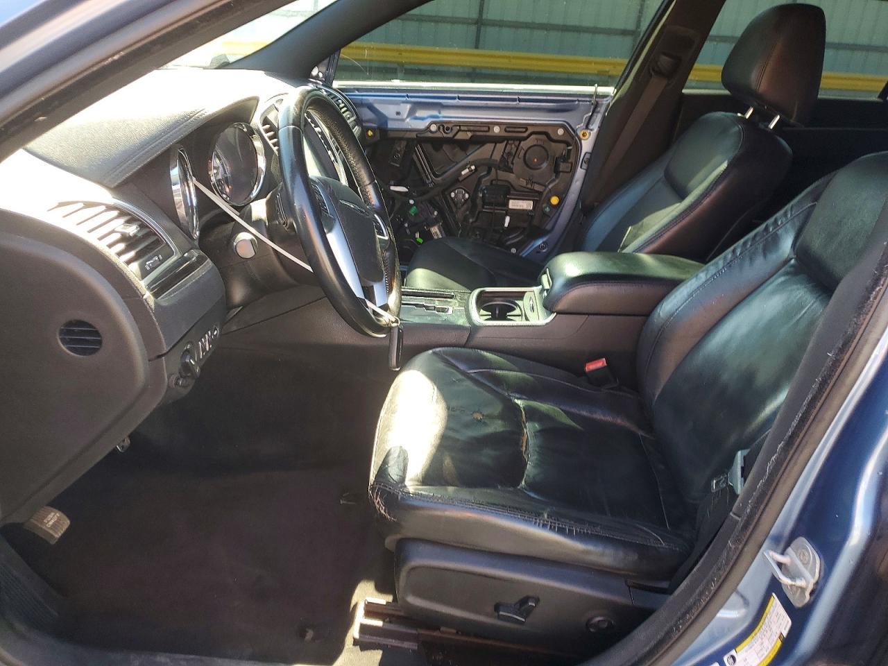 2011 Chrysler 300 Limited - Фото 7