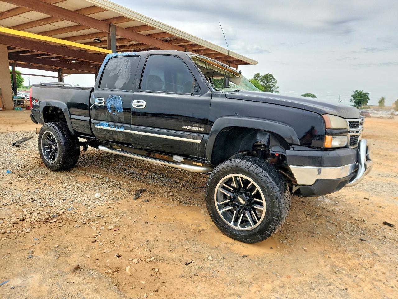 2006 Chevrolet Silverado K2500 Heavy Duty - Image 4