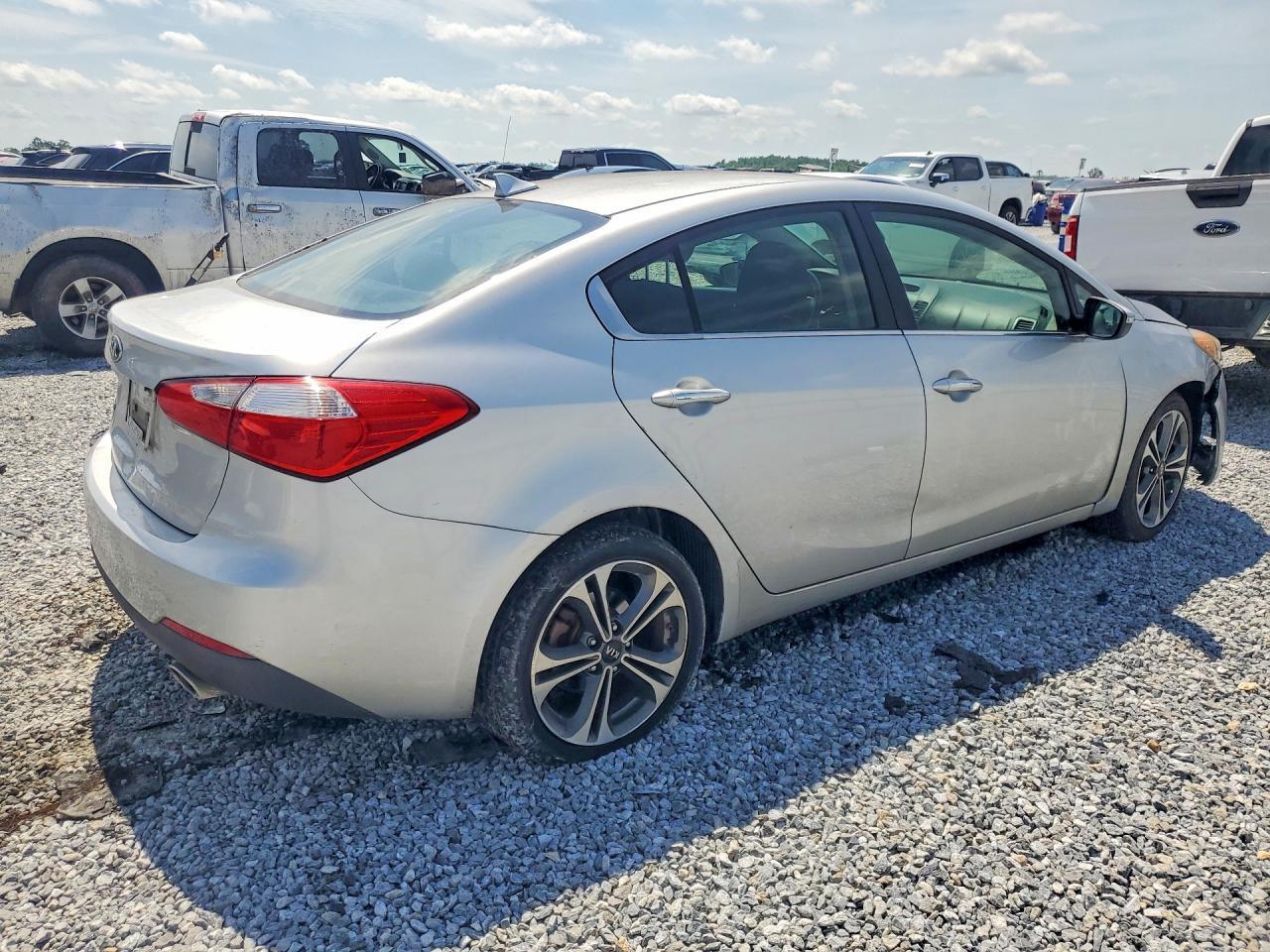 2016 Kia Forte Ex - Фото 3