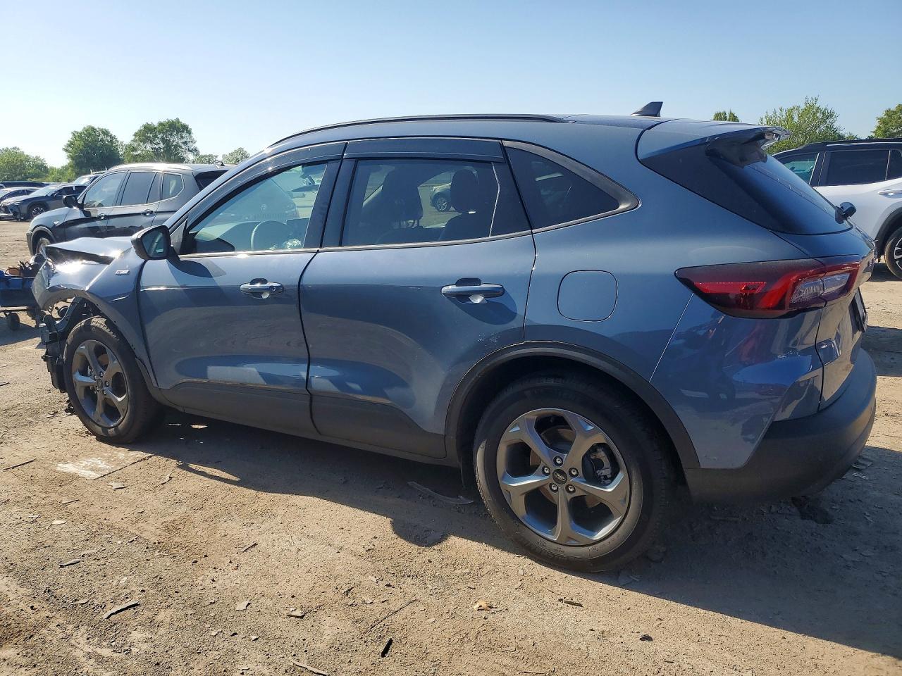 2025 Ford Escape St Line - Фото 2