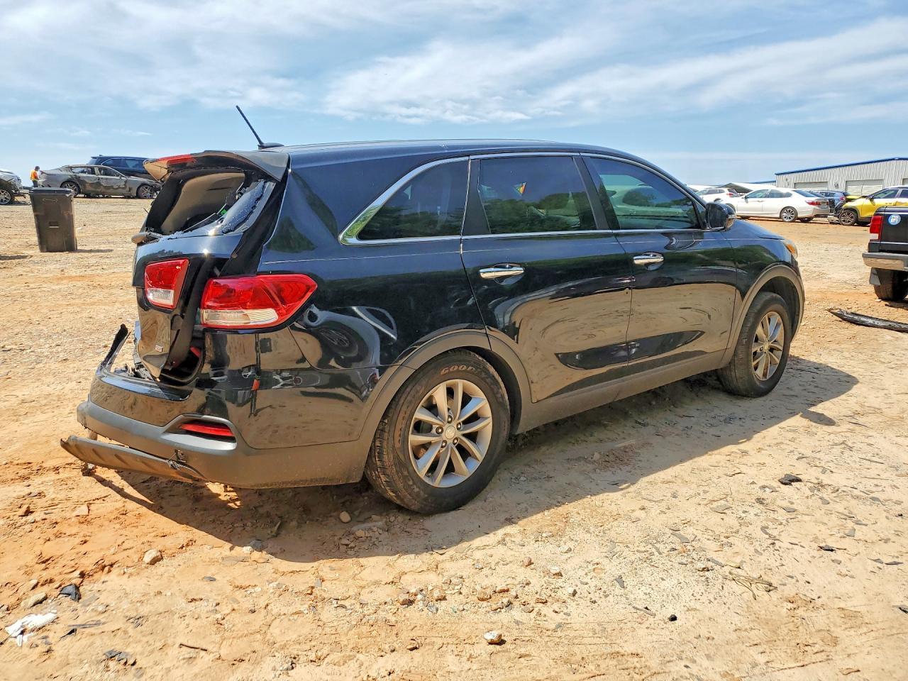 2016 Kia Sorento L - Фото 3