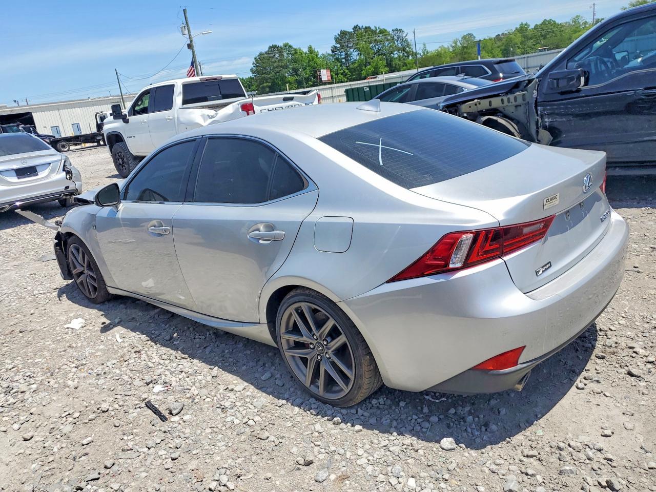 2016 Lexus Is 200T - Фото 2
