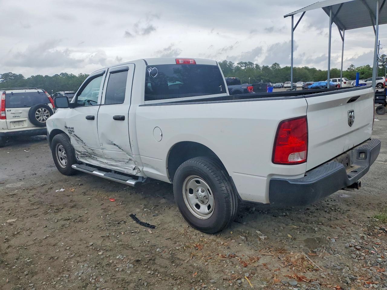2019 Ram 1500 Classic Tradesman - Фото 2