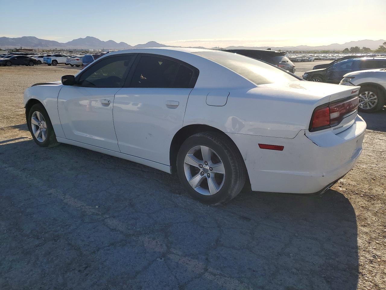 2014 Dodge Charger Se - Фото 2