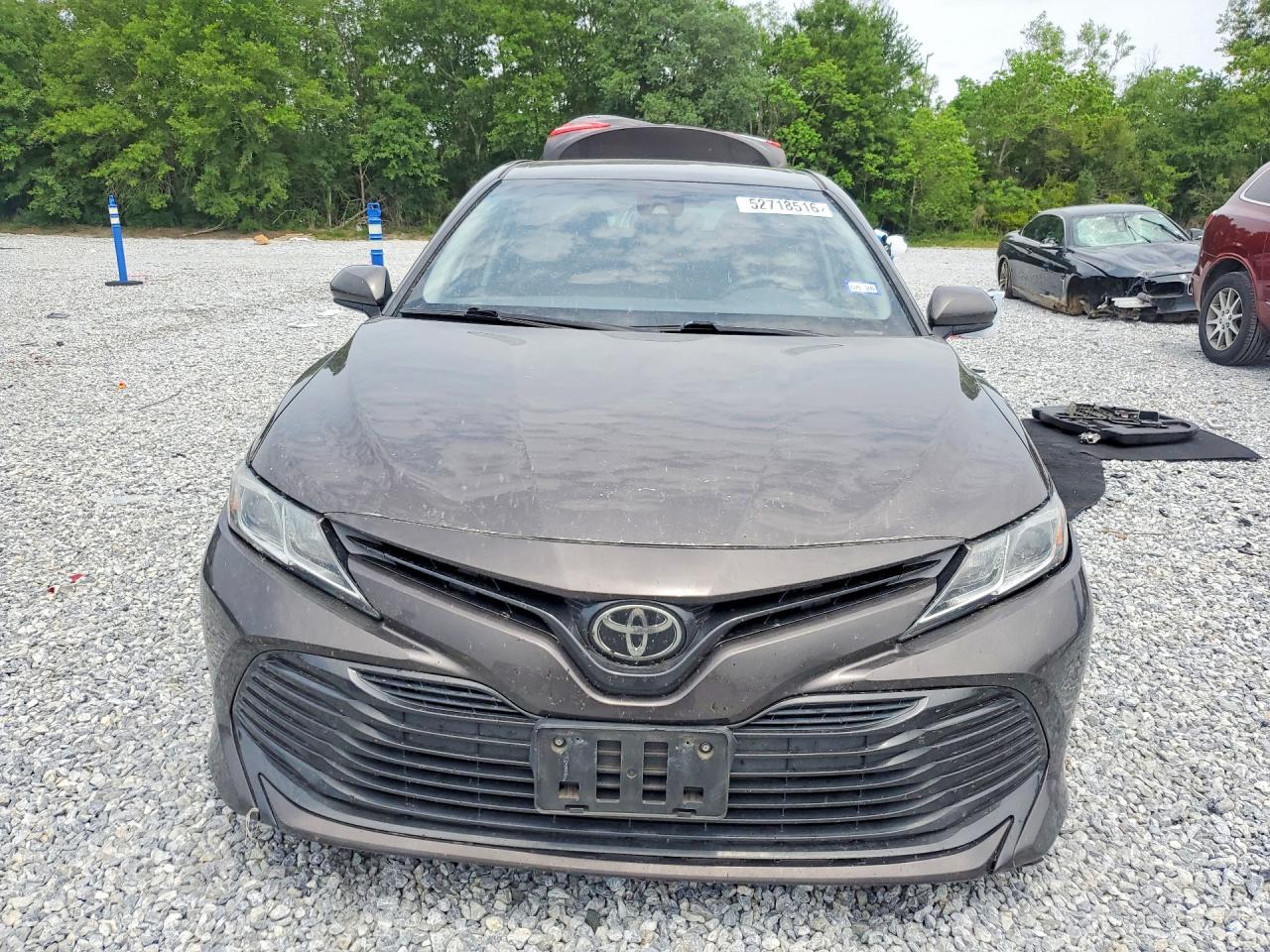 2018 Toyota Camry Le - Image 5