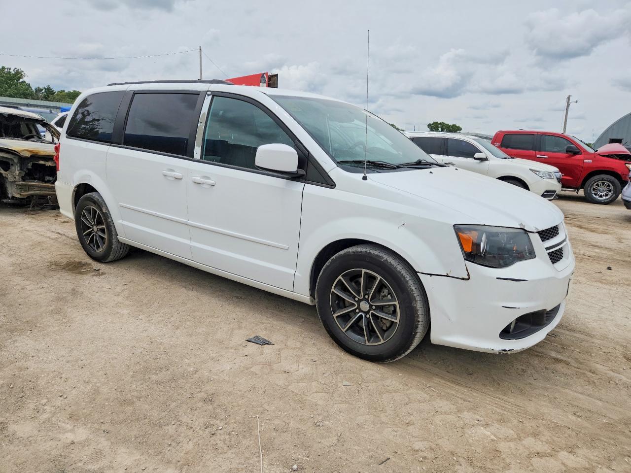 2017 Dodge Grand Caravan Gt - Фото 4