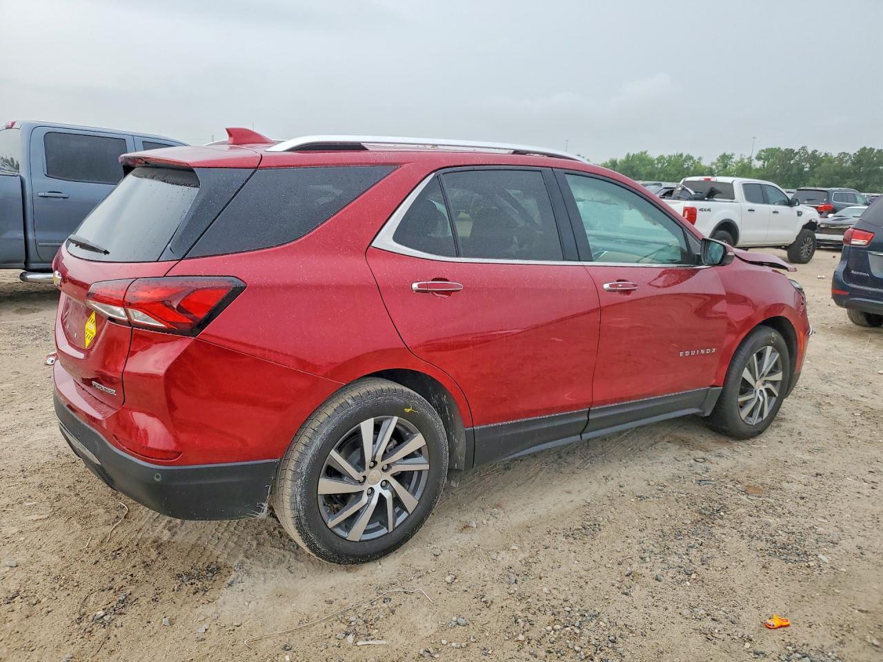 2023 Chevrolet Equinox Premier - Фото 3