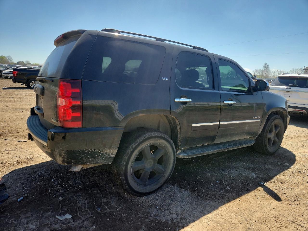 2011 Chevrolet Tahoe K1500 Ltz - Фото 3