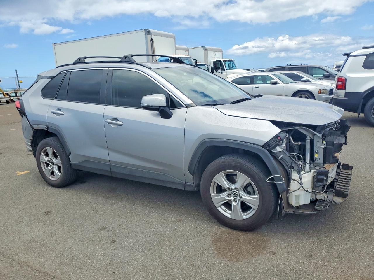 2019 Toyota Rav4 Xle - Image 4