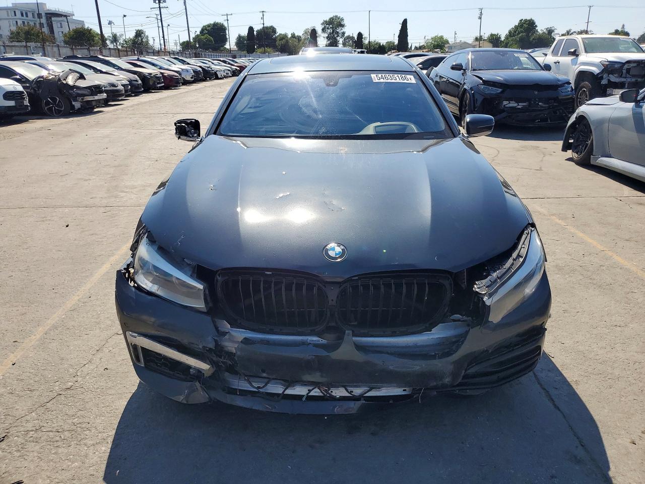 2019 BMW 740 Xi - Фото 5