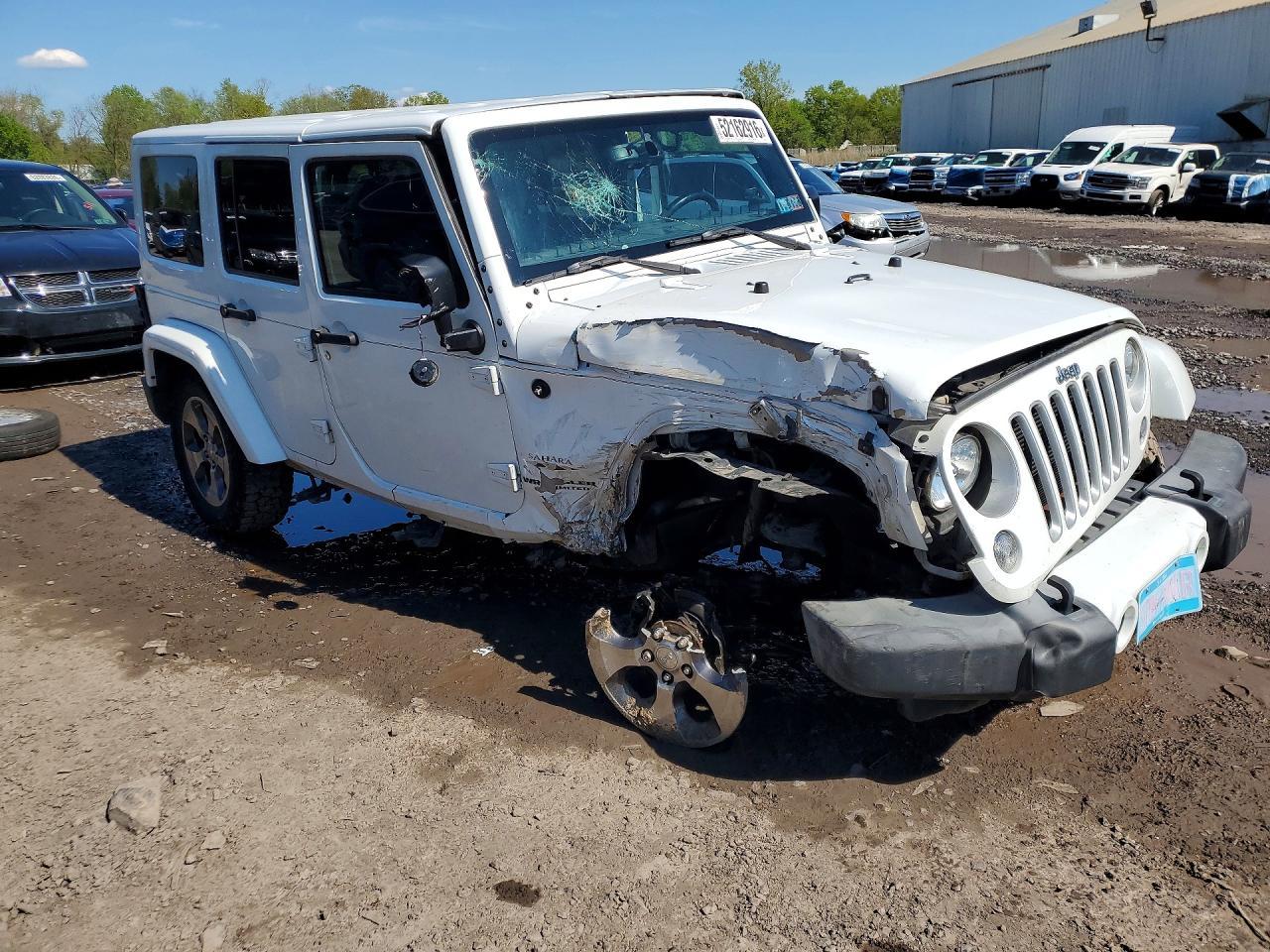 2016 Jeep Wrangler Unlimited Sahara - Image 4