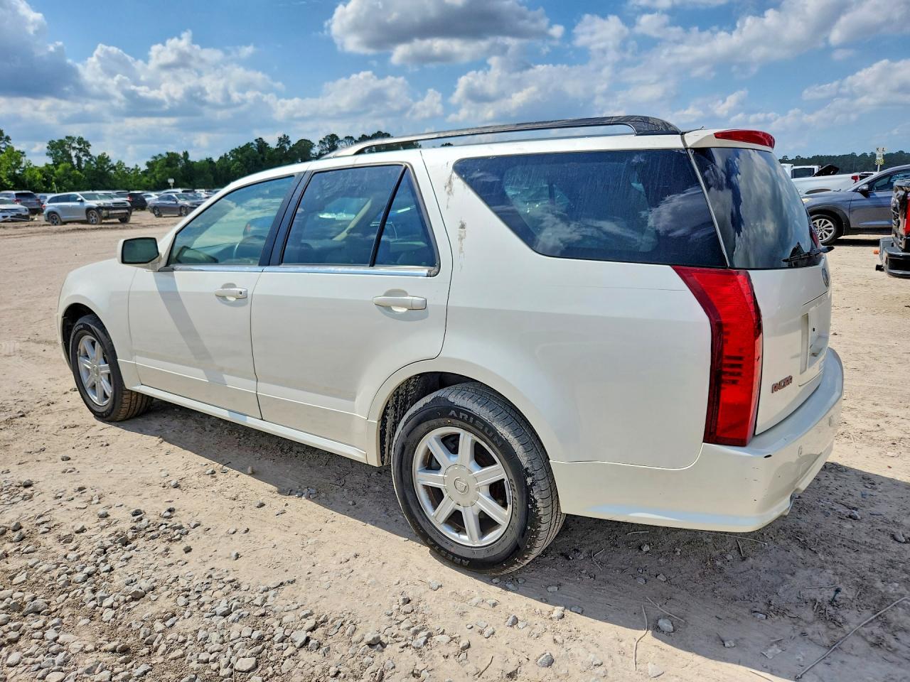 2004 Cadillac Srx - Фото 2