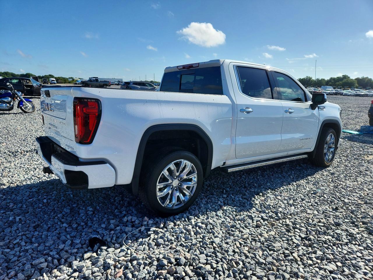 2025 GMC Sierra K1500 Denali - Фото 3