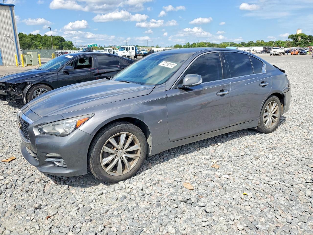 2015 Infiniti Q50 Base