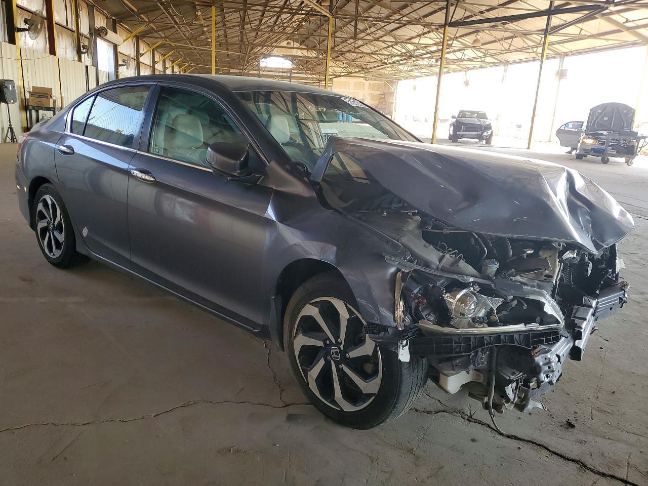 2016 Honda Accord Ex - Image 4