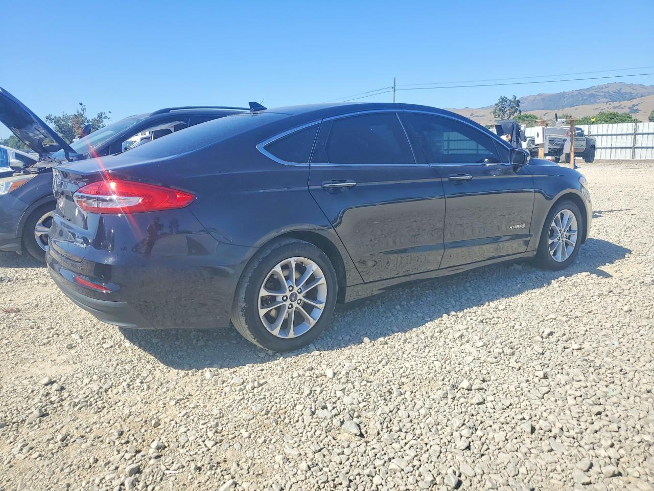 2019 Ford Fusion Sel - Фото 3