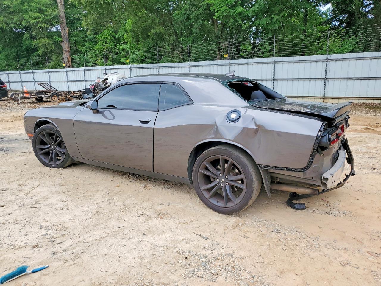 2018 Dodge Challenger Sxt - Фото 2