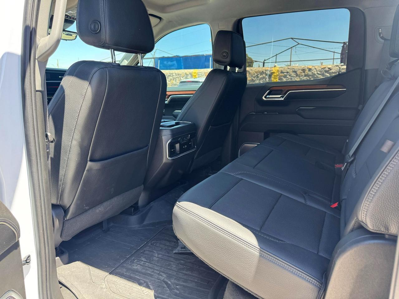2023 GMC Sierra K1500 Denali - Image 6