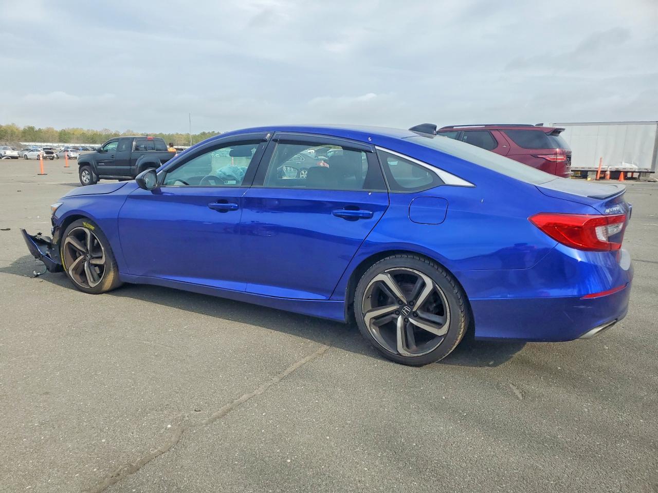 2021 Honda Accord Sport - Фото 2