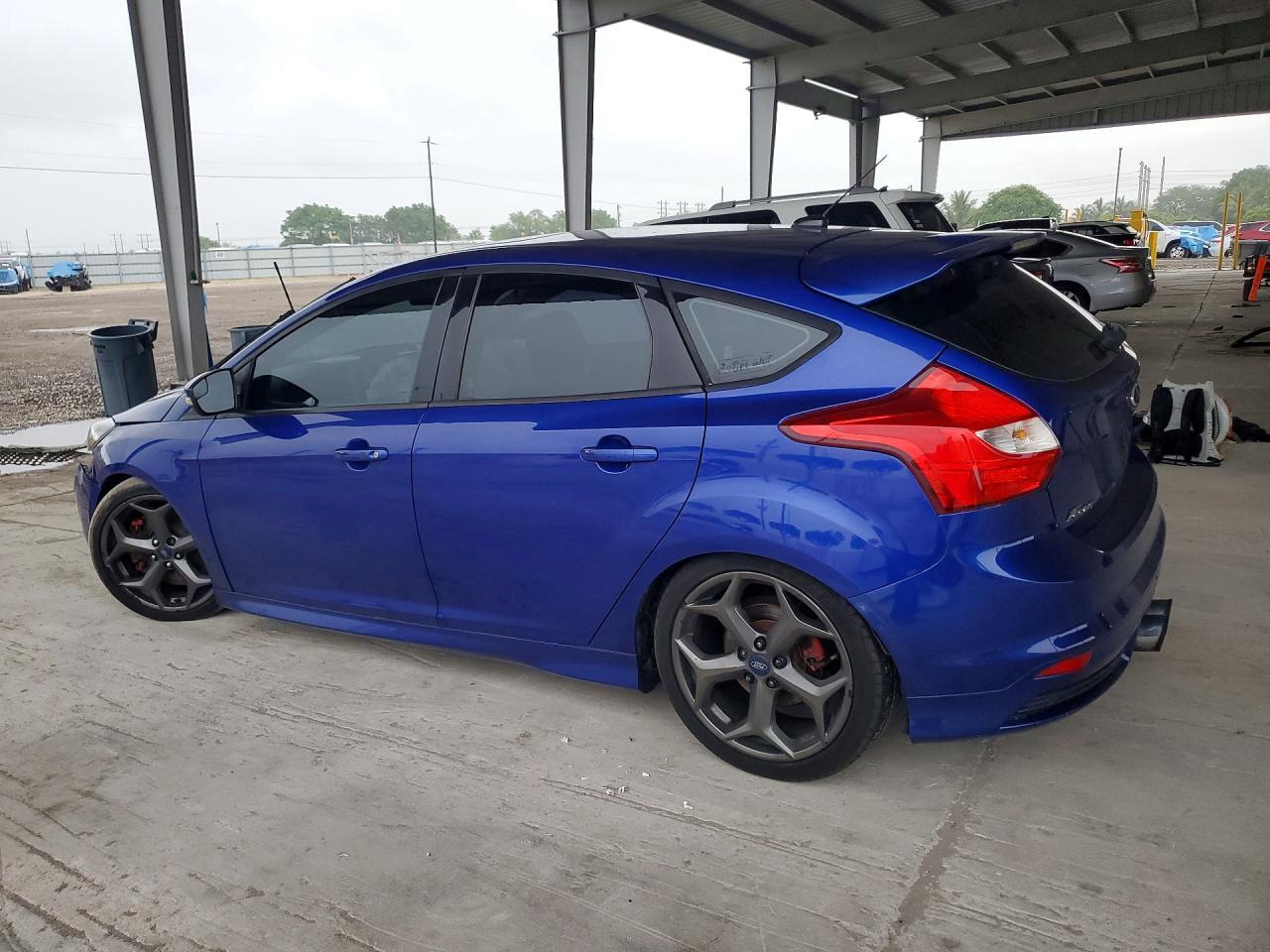 2014 Ford Focus St - Image 2