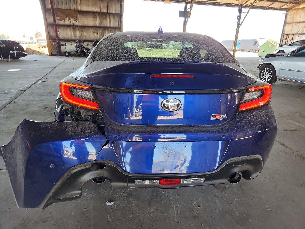 2025 Toyota Gr 86 Premium - Фото 6